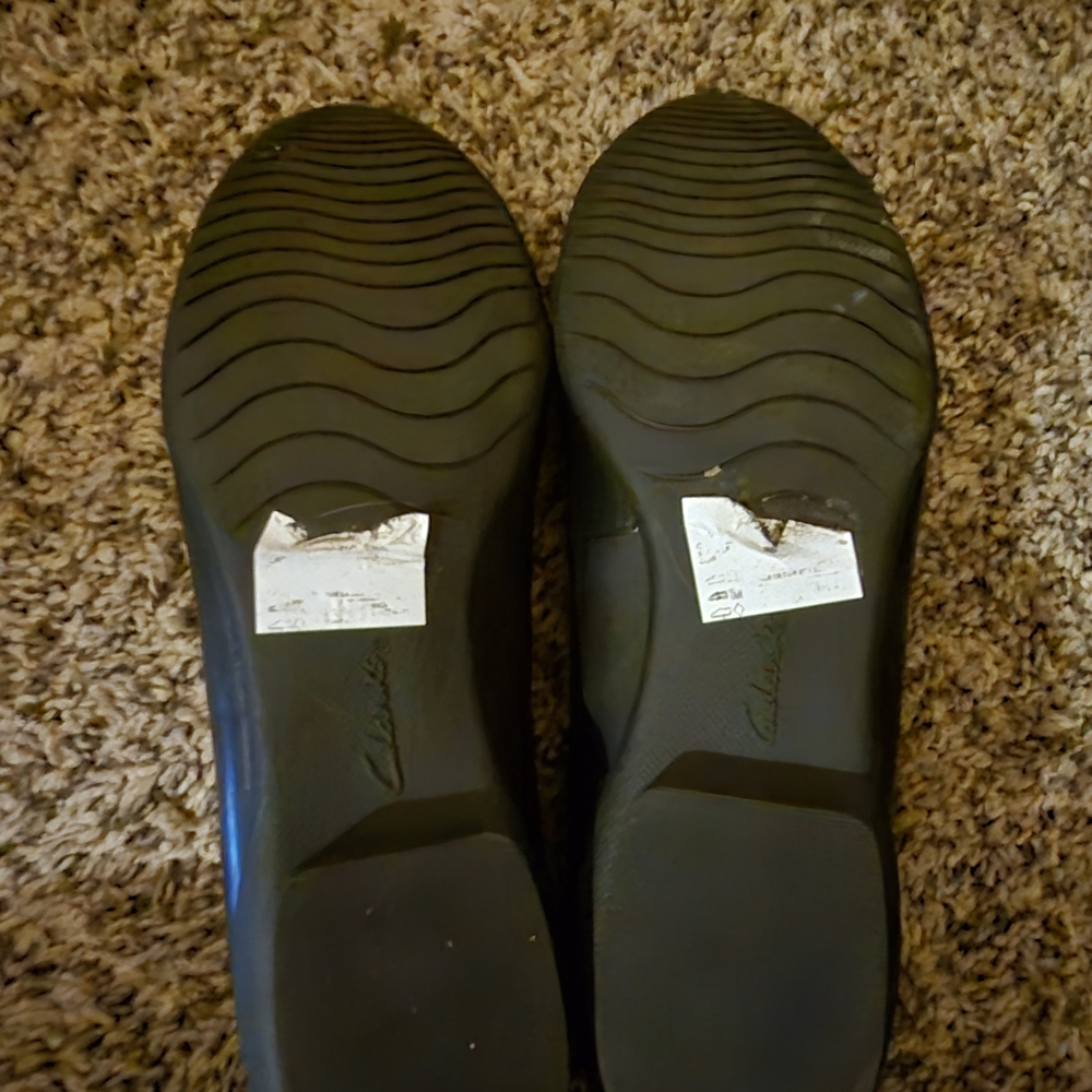 Clarks Black Women's Flats - Picture 4 of 4